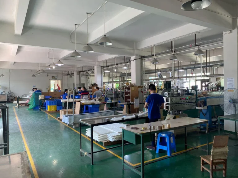 HST plastic extrusion workshop